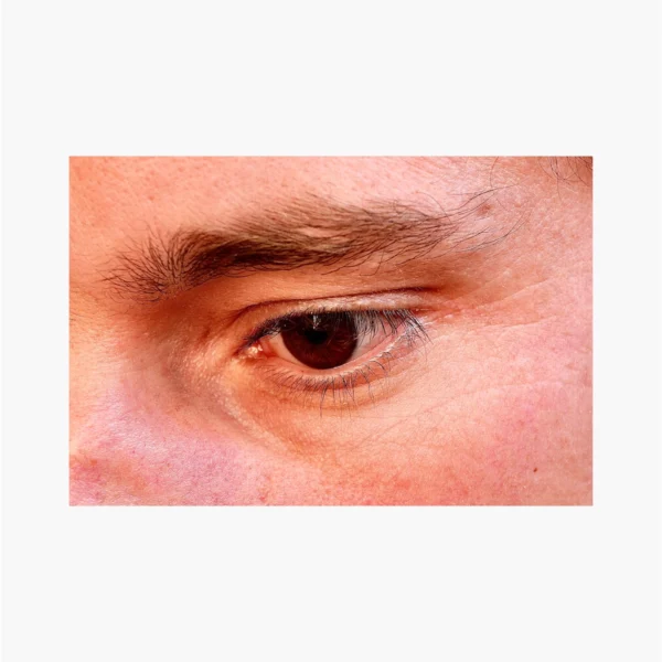 portrait oeil modèle
